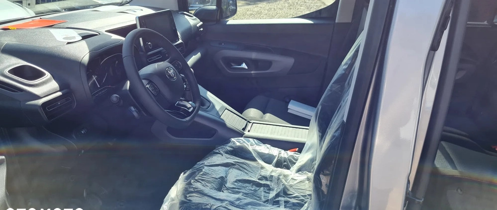 Toyota Proace City Verso cena 142900 przebieg: 1, rok produkcji 2023 z Ustroń małe 56